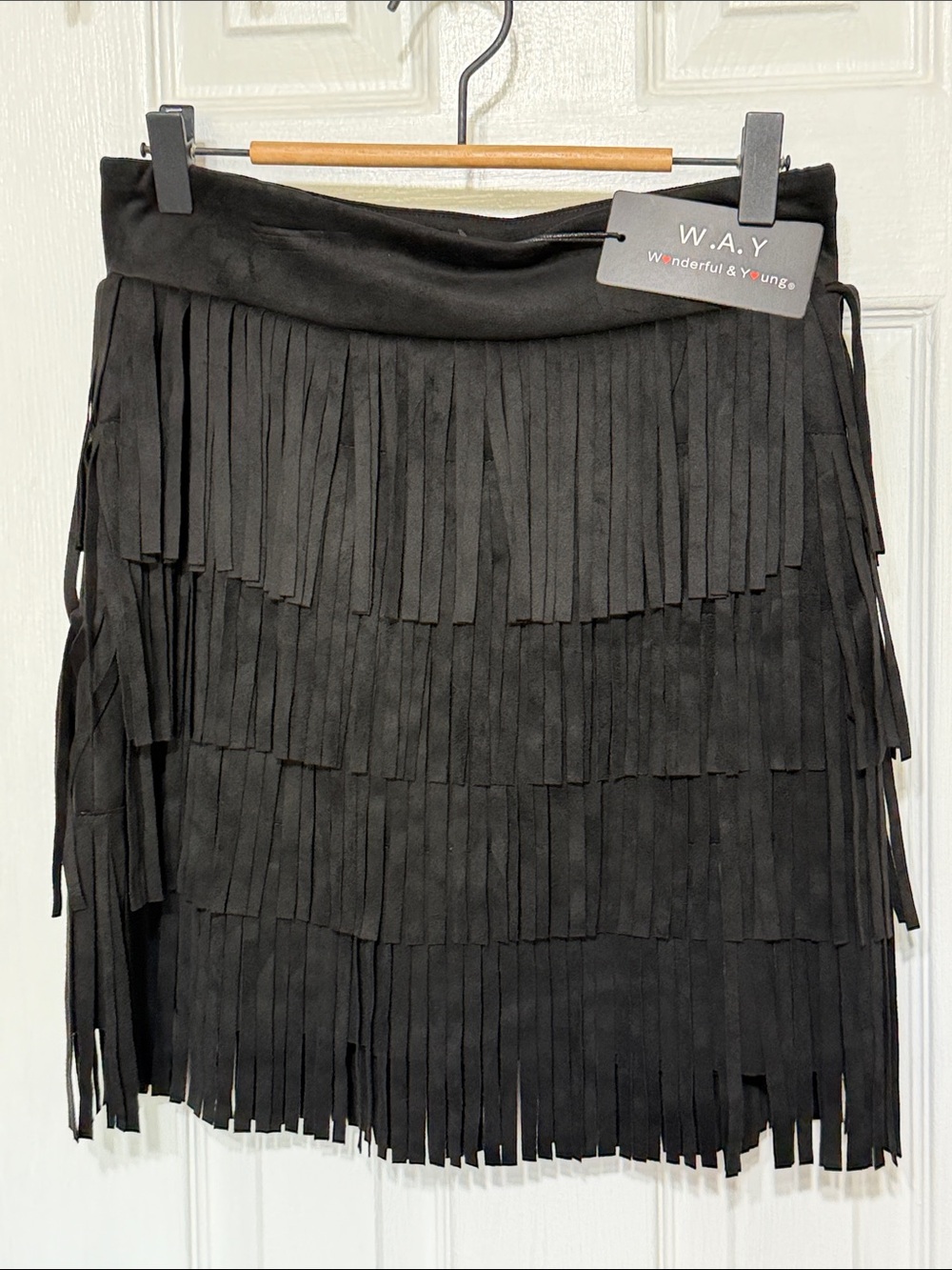Black Faux Suede Fringe Pull Up Mini Skirt Medium W 13.5 L 16.5”